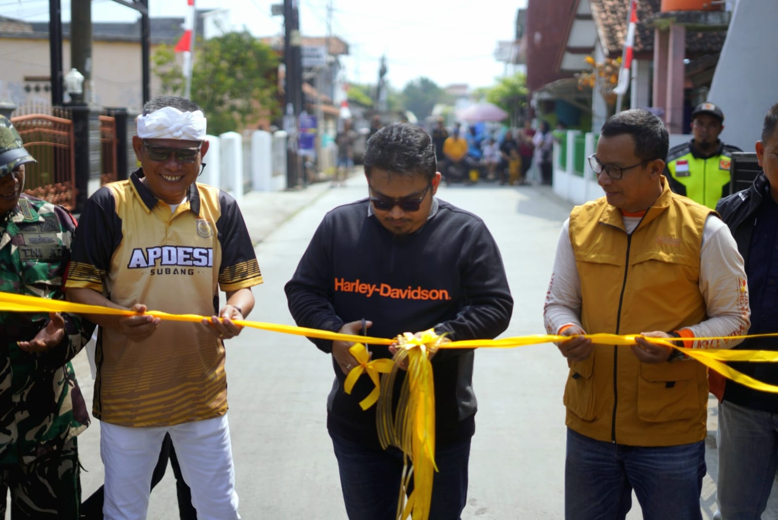 RESMIKAN JALAN PAMANUKAN HILIR KANG REY TEGASKAN PEMBANGUNAN TIDAK BERHENTI DI SINI