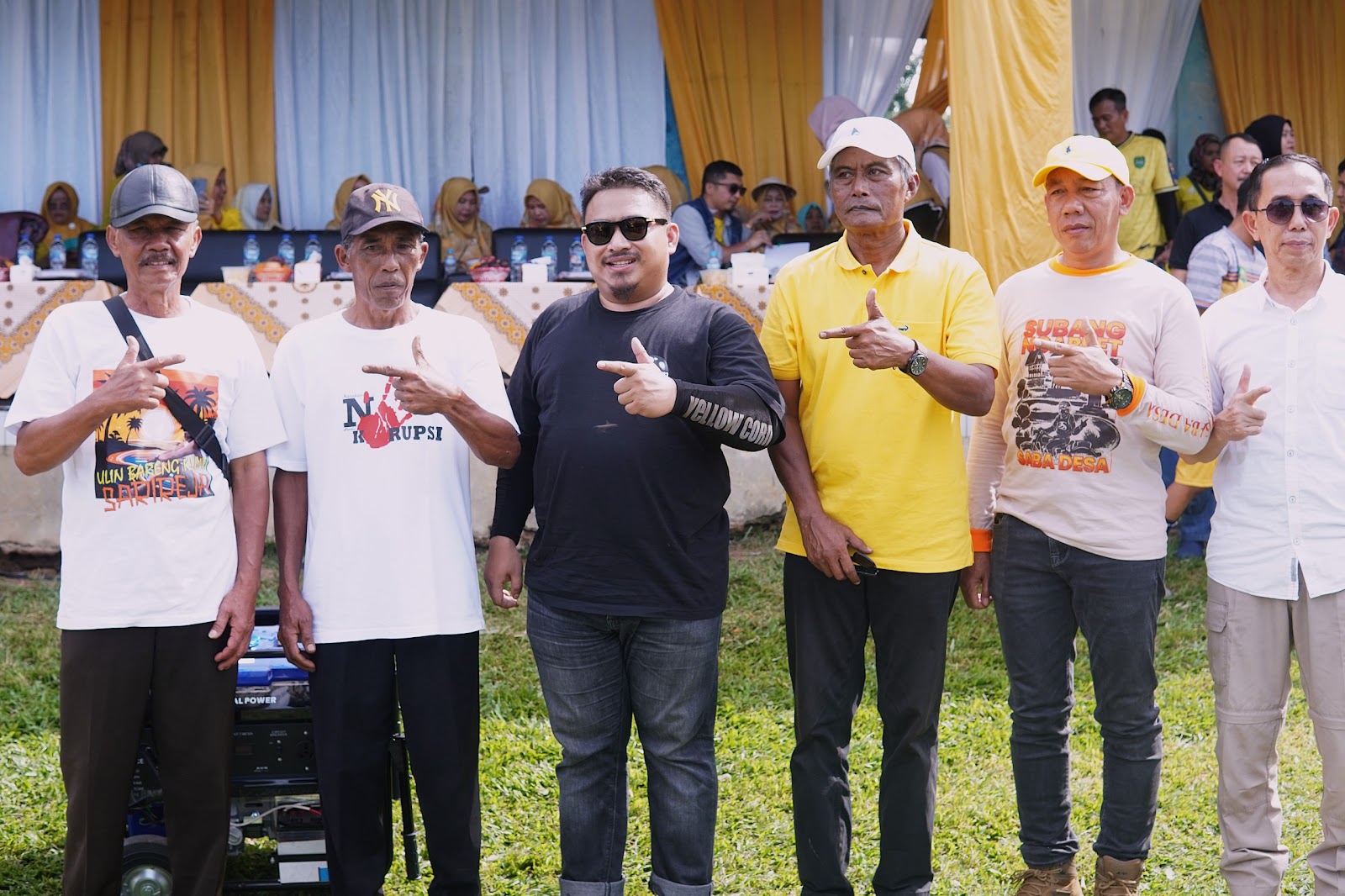 SABA DESA KECAMATAN JALANCAGAK, BUPATI SUBANG BERI HADIAH 2 GENSET HINGGA HADIRKAN PELAYANAN PUBLIK TERPADU