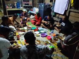 Sahur Bersama Orang Tua Asuh, Satgas TMMD 123 Kodim 1416/Muna