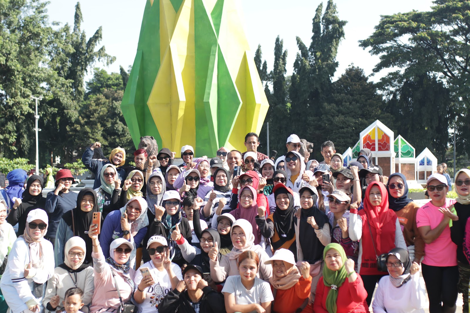 Sapa Masyarakat Subang di Alun-alun, Pj Bupati Subang Himbau Kebersihan Lingkungan