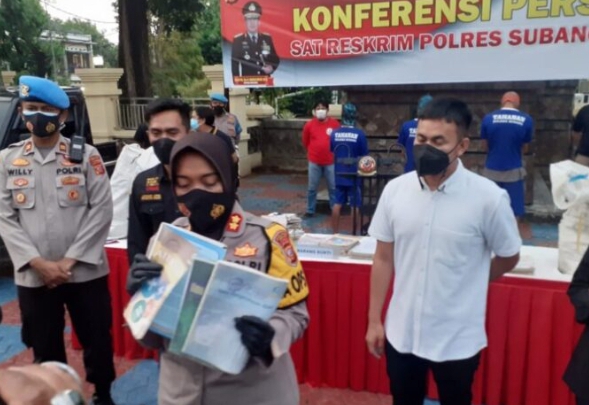 Satreskrim Polres Subang, Ringkus Tiga Pelaku Pencurian Buku