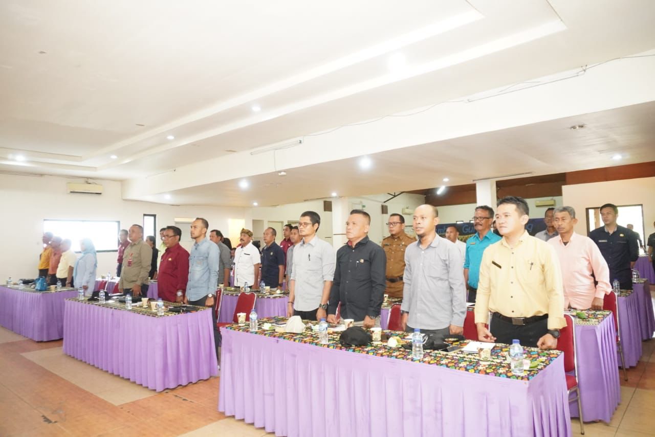 Sekda Kabupaten Subang Hadiri Bimtek Kepala Sekretariat Pengawas Pemilu Kecamatan se-Kabupaten Subang
