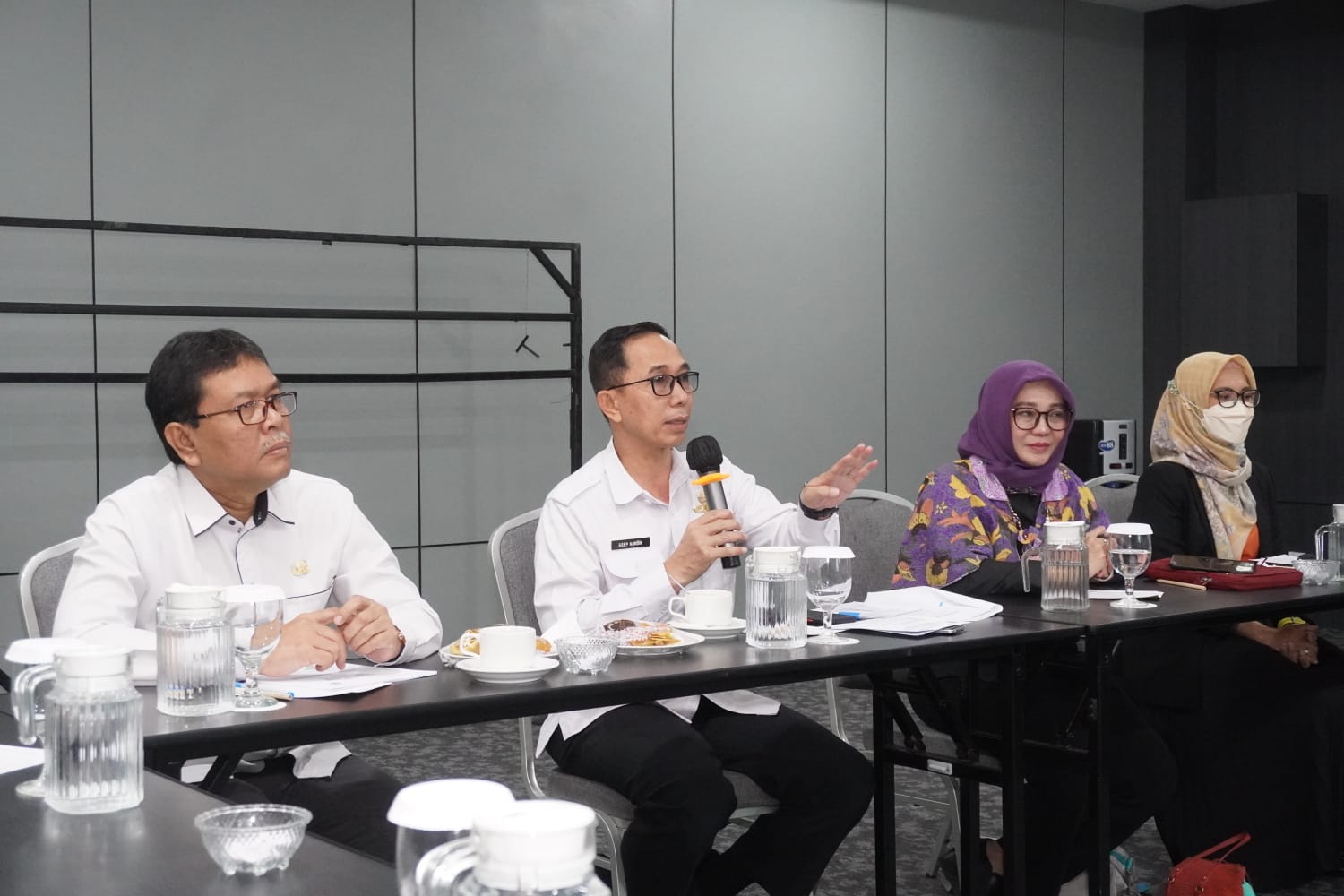 SEKDA SUBANG HADIRI RAPAT FORUM KOMUNIKASI BERSAMA PEMANGKU KEPENTINGAN