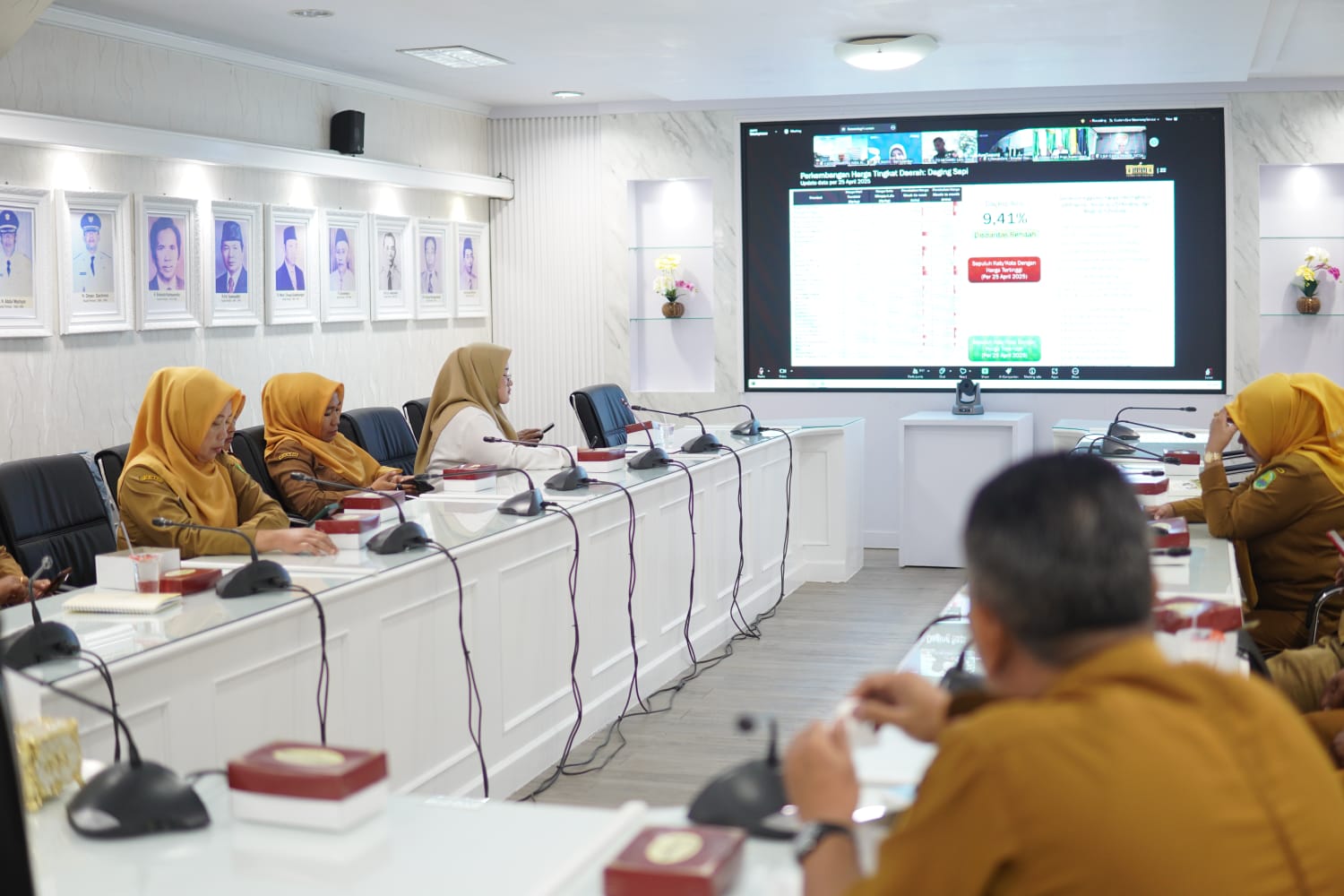 SEKDA SUBANG HADIRI RAPAT PENGENDALIAN INFLASI, HARGA CABAI RAWIT DI SUBANG TERCATAT SALAH SATU YANG TERENDAH