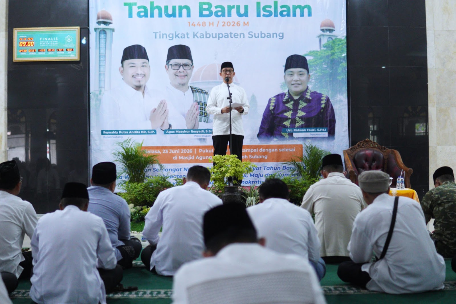 SEKDA SUBANG HADIRI TABLIGH AKBAR DAN DO’A BERSAMA PERINGATAN TAHUN BARU ISLAM 1448H, AJAK MASYARAKAT PERKUAT AKHLAK DAN INTROSPEKSI DIRI