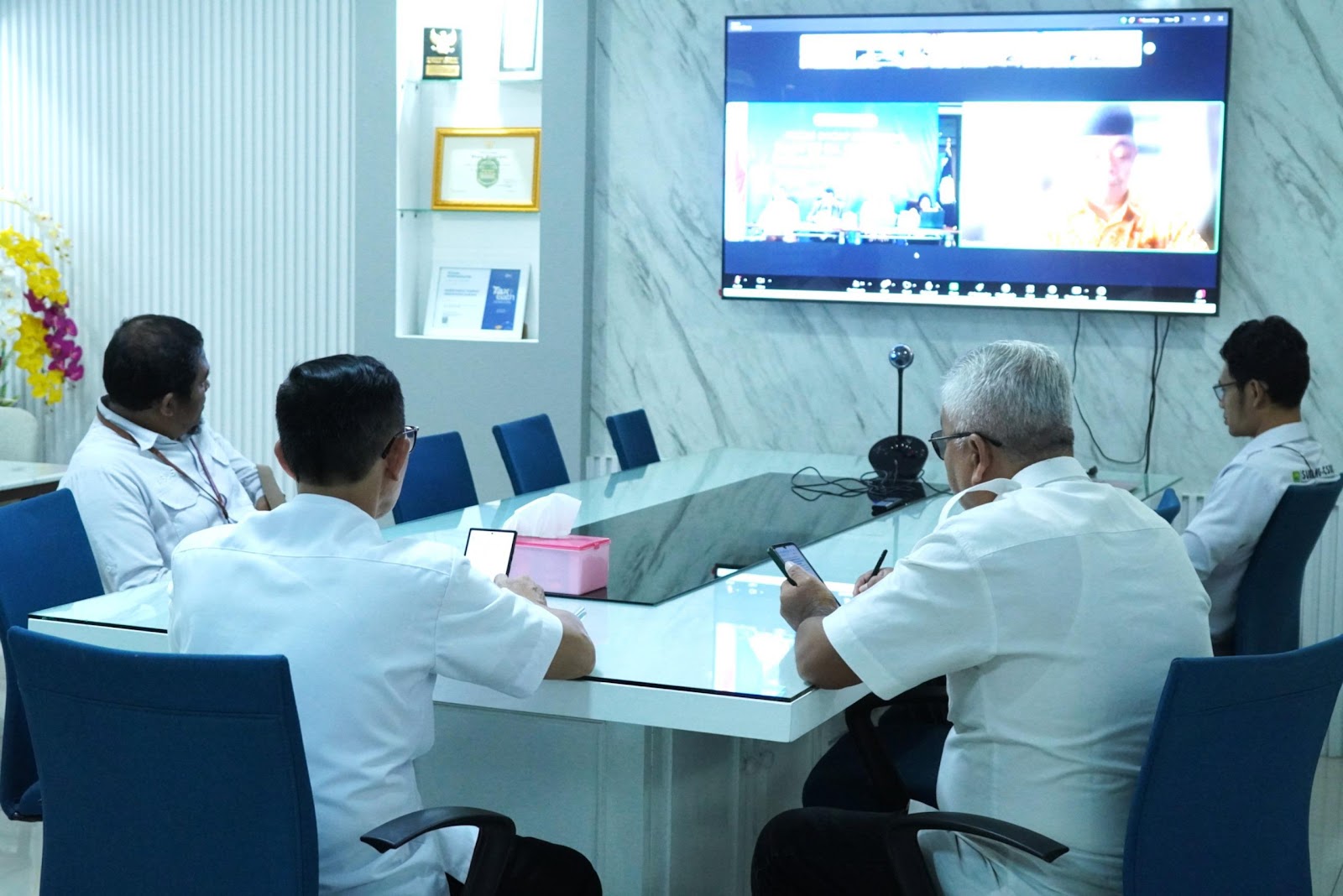 SEKDA SUBANG IKUTI FGD REVISI UU PEMERINTAHAN DAERAH, HIMPUN MASUKAN PEMERINTAH KABUPATEN