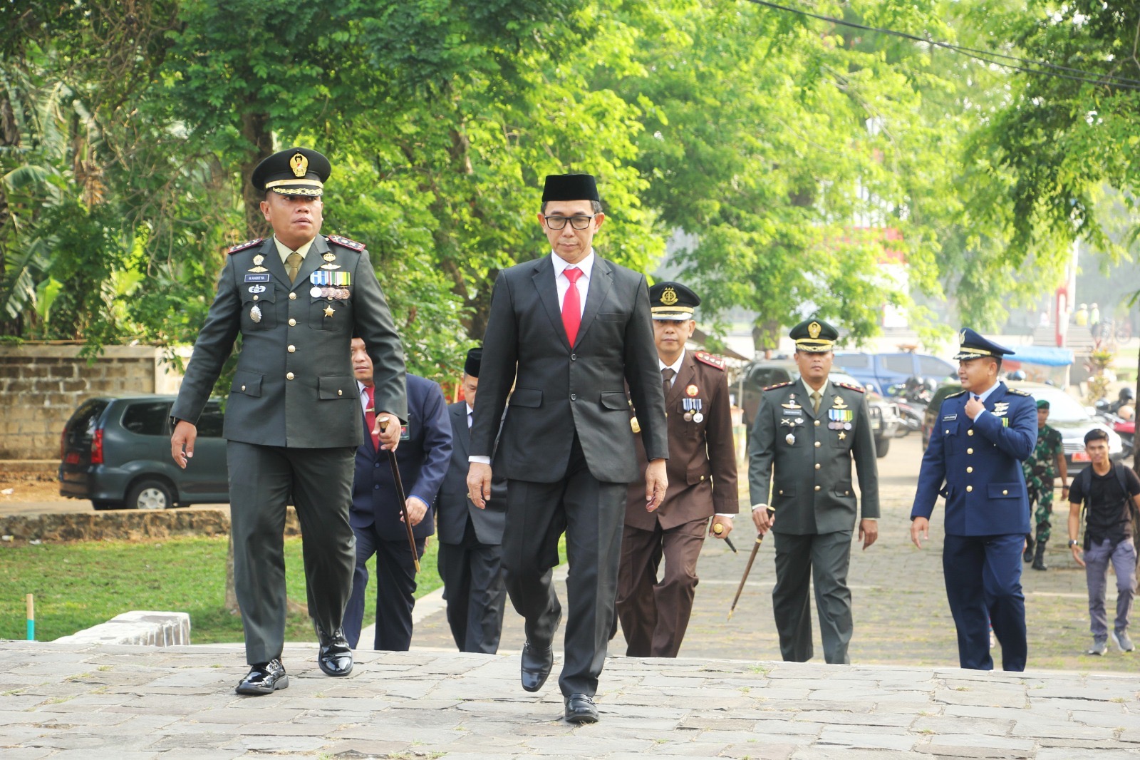 Sekda Subang Kang Asep Nuroni Ikut Upacara dan Ziarah ke Makam Pahlawan Cidongkol