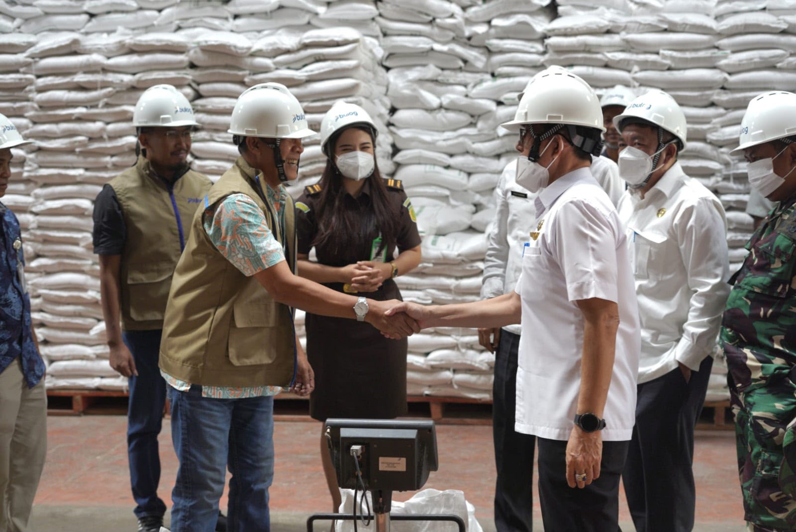 SEKDA SUBANG KAWAL KUALITAS BANTUAN PANGAN SUBANG UNTUK 277.954 PENERIMA