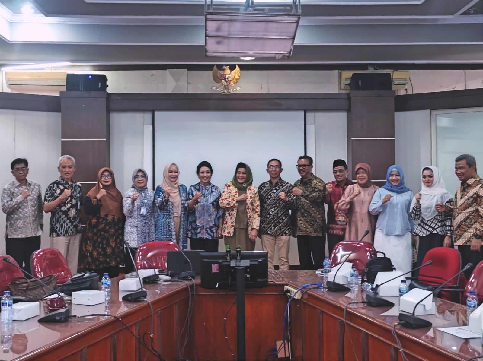 Sekda Subang terima kunjungan DPR RI Komisi IX, bahas Pengawasan Produk Pangan Olahan & Pangan Siap Saji GGL Tinggi