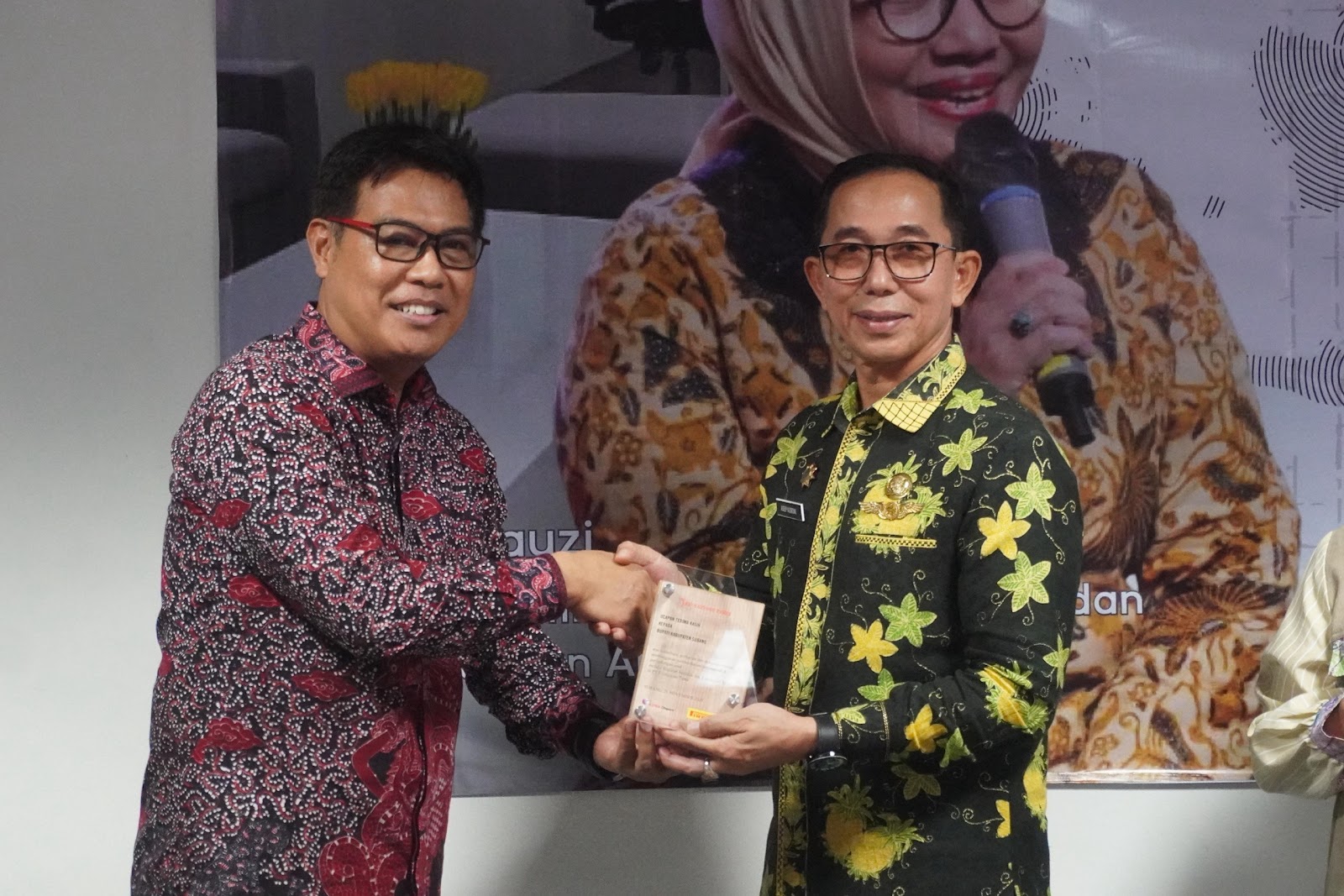 SEKDA SUBANG TERIMA KUNJUNGAN MENTERI PPPA DI PT EVOLUZIONE TYRES: PROGRAM PPA DINILAI SESUAI KONDISI INDUSTRI SUBANG
