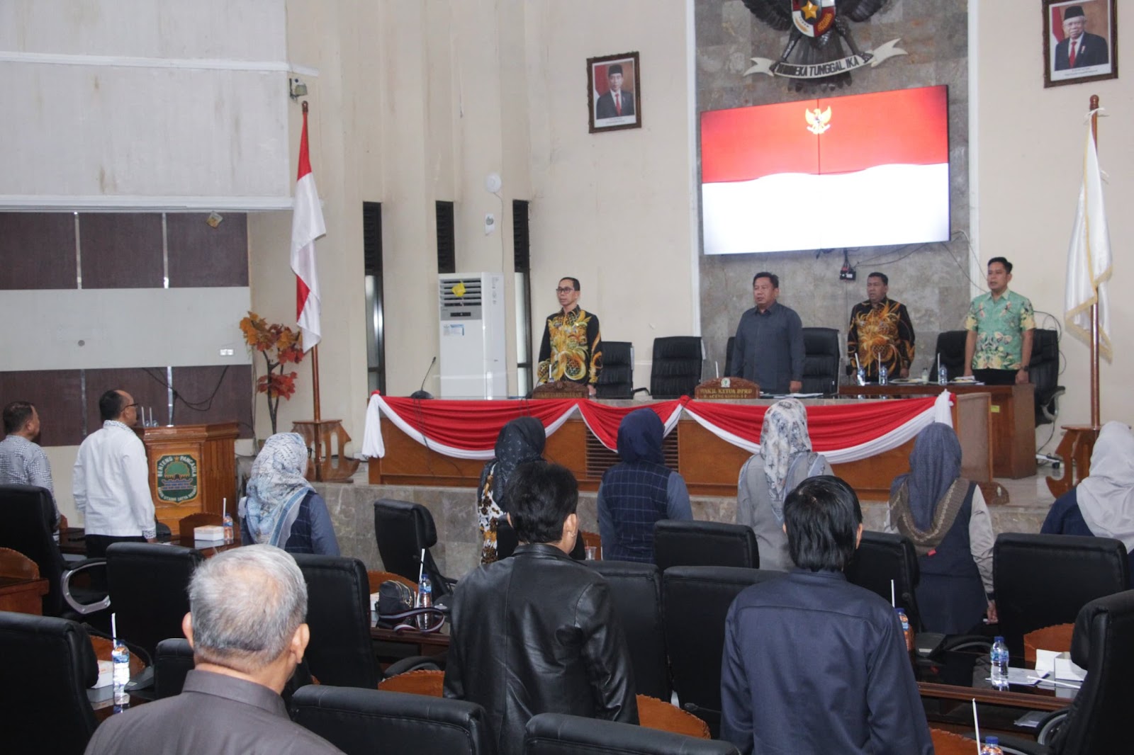 Sekretaris Daerah Kabupaten Subang Sampaikan Tanggapan Bupati Atas Pandangan Fraksi-Fraksi Dalam Rapat Paripurna DPRD Kab.Subang