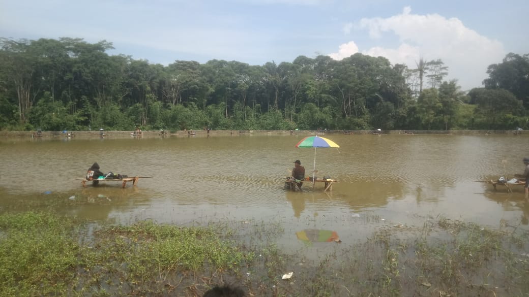 Situ Cigore  Dibuka Akses Pemancingan,Selain Dari Sarana Hiburan Masyarakat