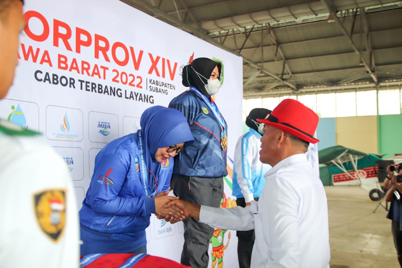 Subang Raih Juara Umum Cabor Terbang Layang