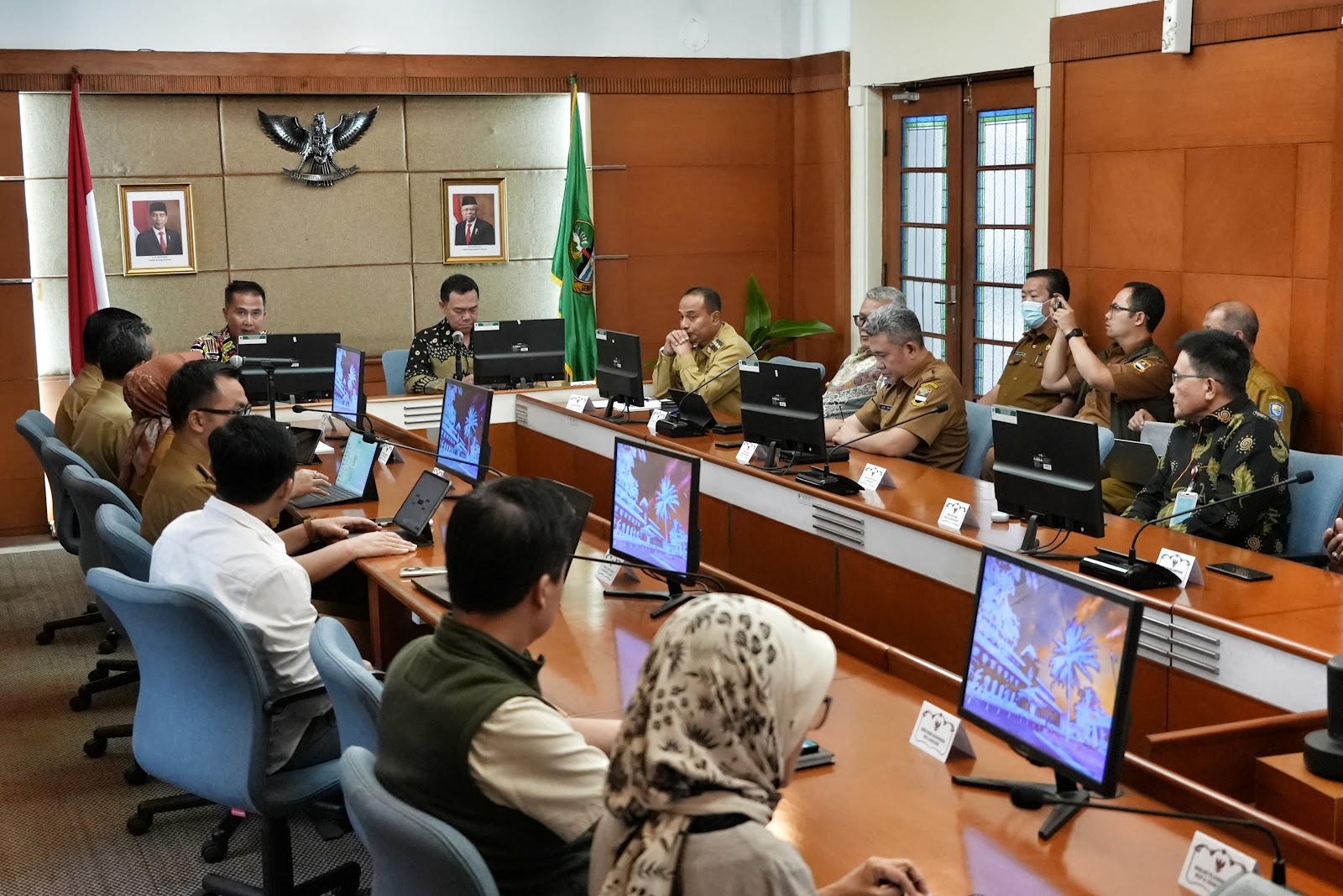 SUBANG WASPADA DBD, PJ BUPATI SUBANG HADIRI RAPAT PENANGGULANGAN DBD DI PROVINSI