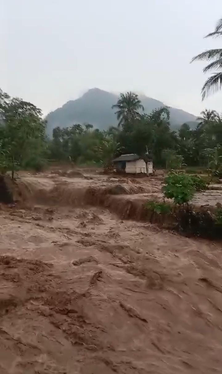 Sungai Cikembang Ngamuk" Minta Pemerintah Kab.Subang Ngambil Langkah Kongkrit Untuk Jaga Alam