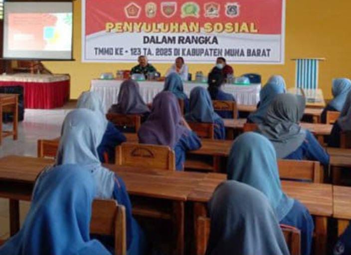 Tanamkan Jiwa Nasionalisme Kepada Pelajar, Satgas TMMD 123 Kodim 1416/Muna Sosialisasi Wawasan Kebangsaan