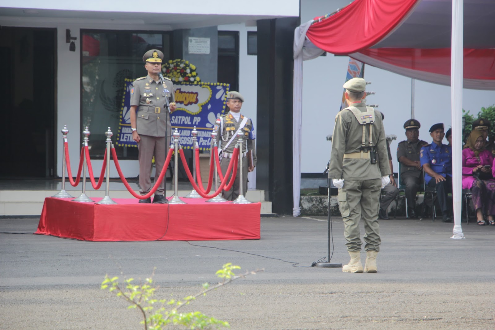 Tegas Humanis, Amanat Pj Bupati Subang Dalam Upacara HUT SATPOLDAM