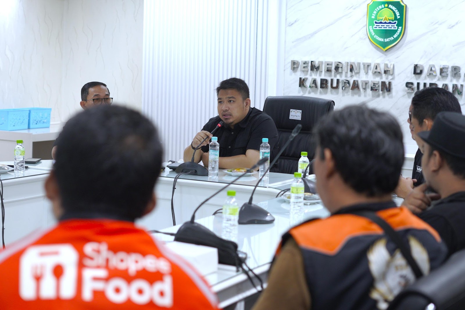 TERIMA AUDIENSI PAGUYUBAN TRANSPORTASI ONLINE SUBANG RAYA, BUPATI SUBANG DUKUNG PERPRES NOMOR 27 TAHUN 2026 TENTANG POTONGAN APLIKASI OJOL
