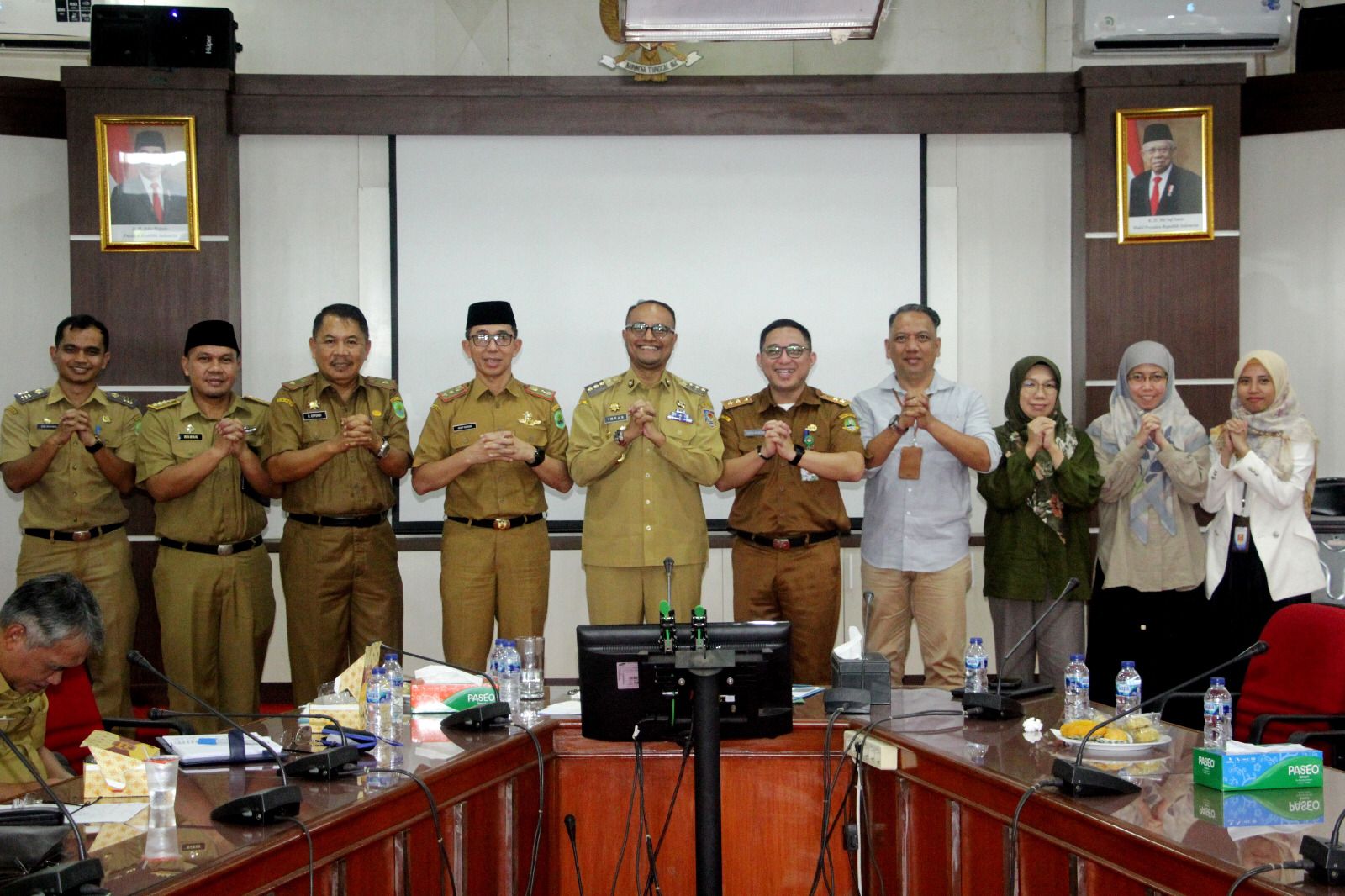Terima Timda LPPD Provinsi Jawa Barat, Pj. Bupati Harapkan Perbaikan