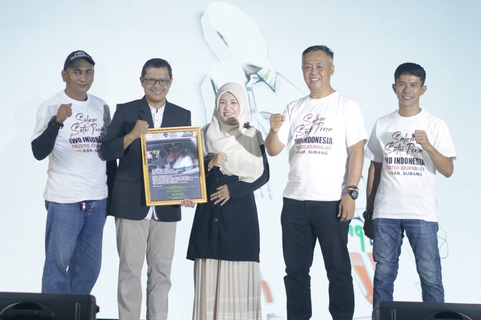 Terimakasih Kang Akur, telah memikul amanah yang tak mudah, berjuang hingga akhir, memenuhi lintasan garisan takdir