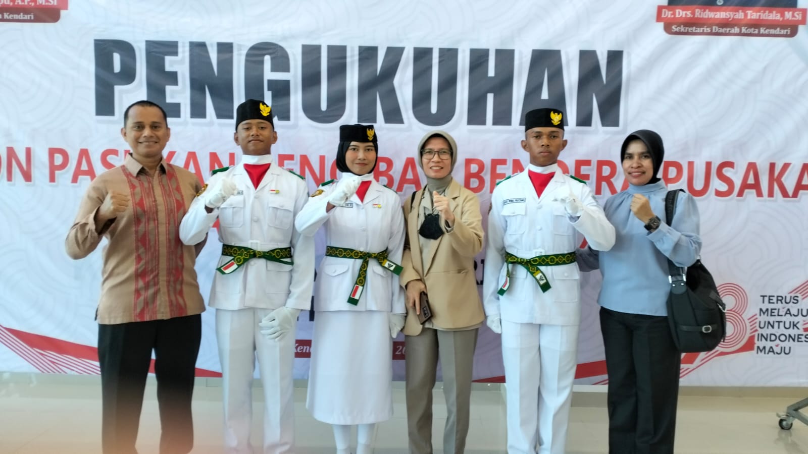 Tiga Anak PNS Polda Sultra Resmi Dilantik sebagai Paskibraka Kota Kendari