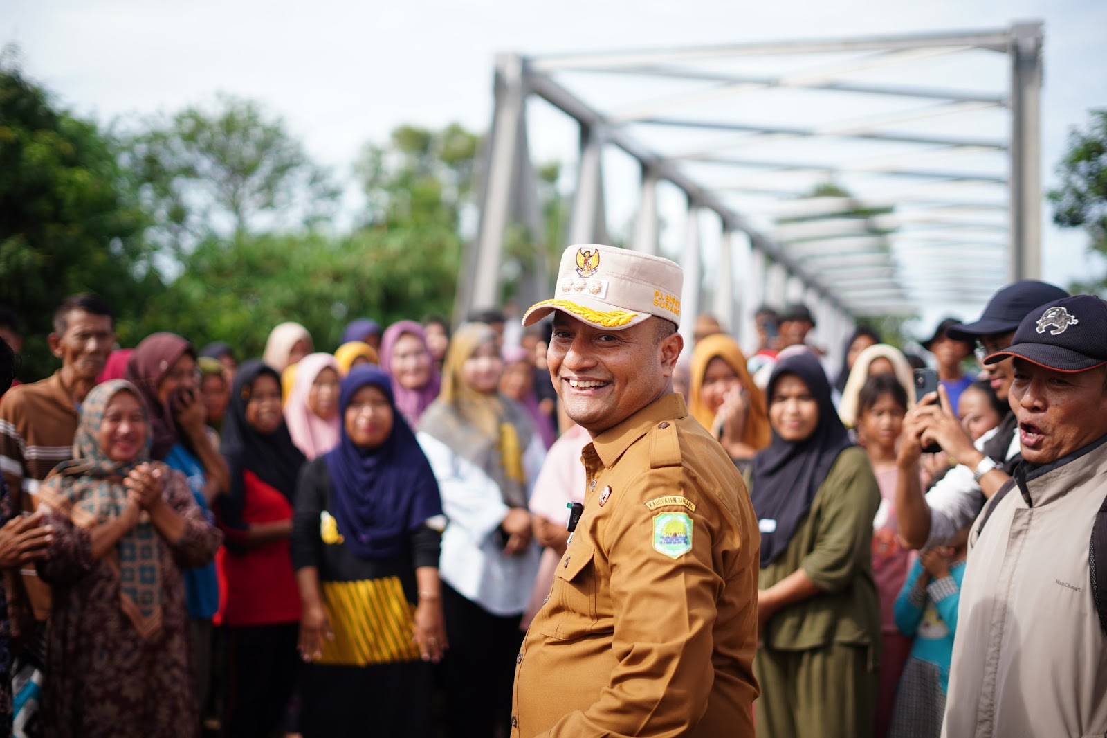 Tinjau Kembali Jembatan Dukuh - Jatibaru, Pj. Bupati Tagih Janji Pembangunan Tepat Waktu