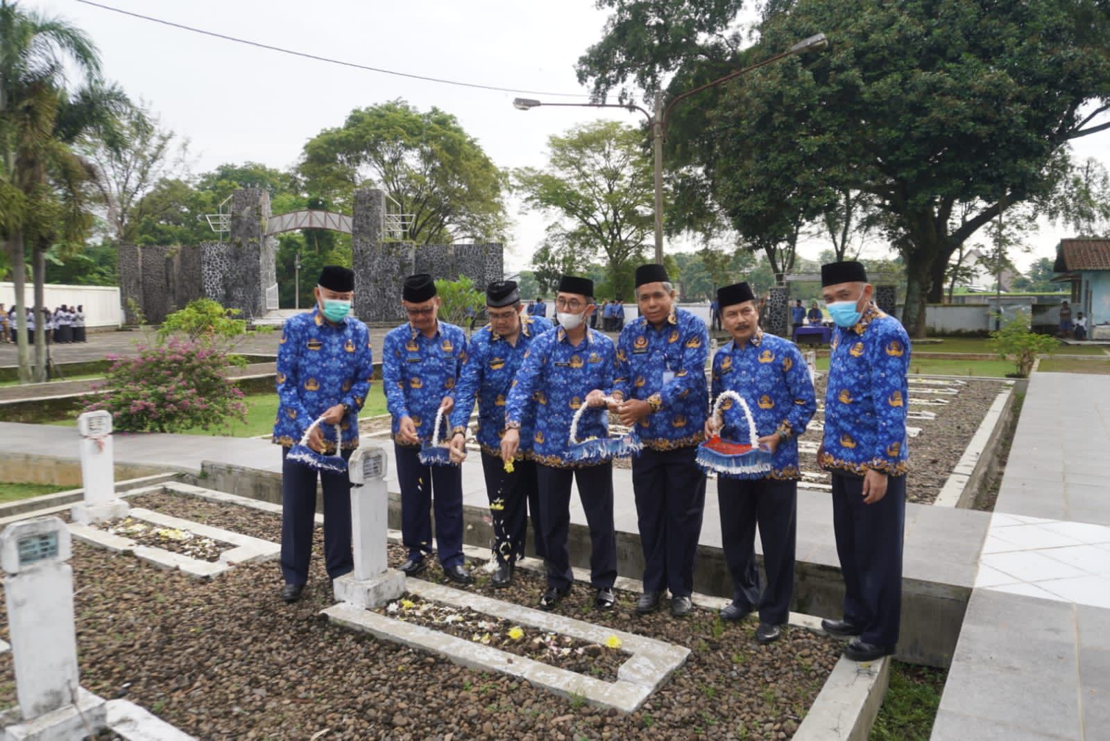 Upacara Ziarah Dalam Rangka Hari Korpri Ke-51 Tingkat Kabupaten Subang