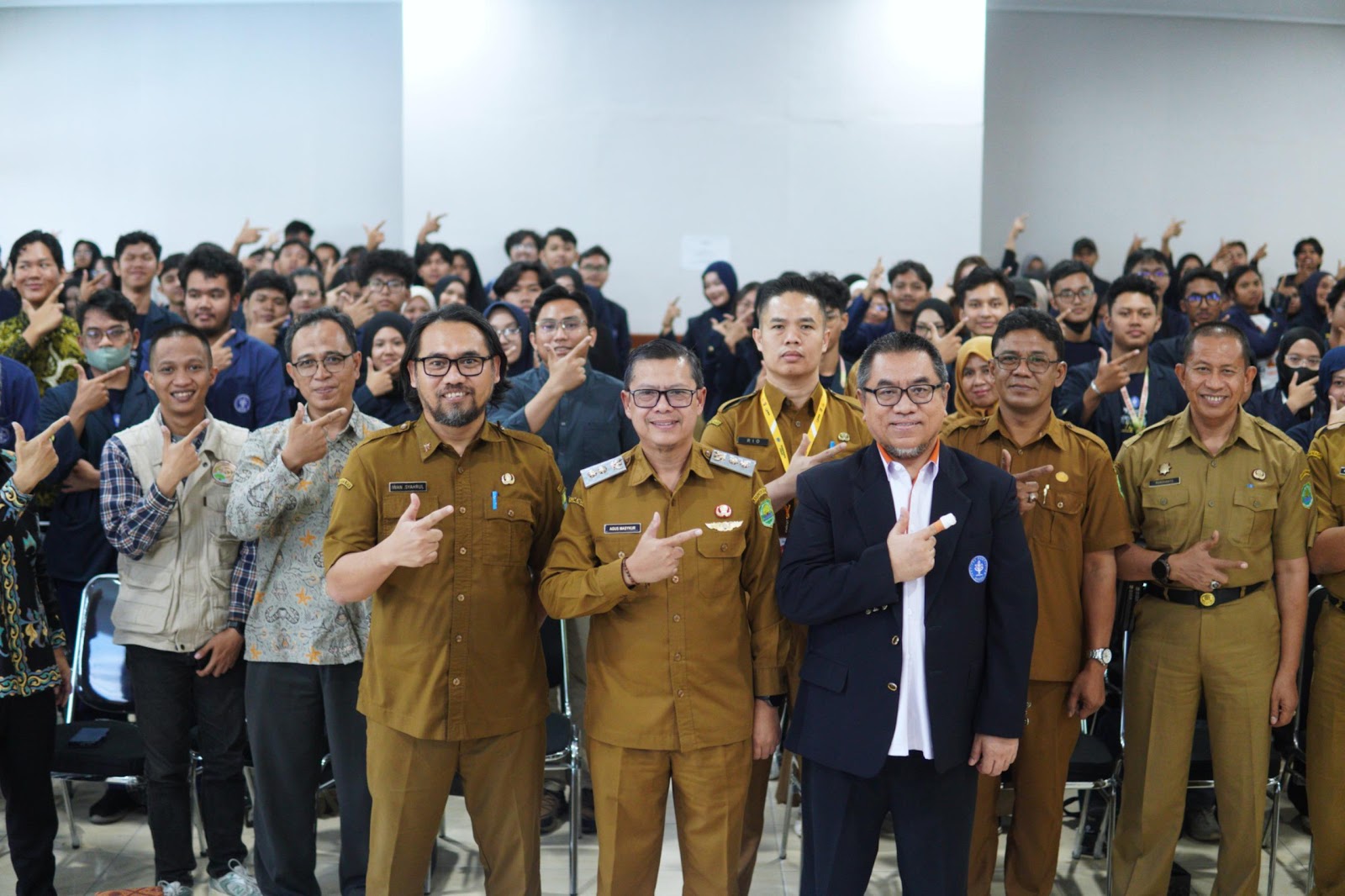 WAKIL BUPATI SUBANG BUKA KULIAH KERJA NYATA TEMATIK (KKNT) INOVASI IPB TAHUN 2026, DORONG MAHASISWA GALI POTENSI LOKAL