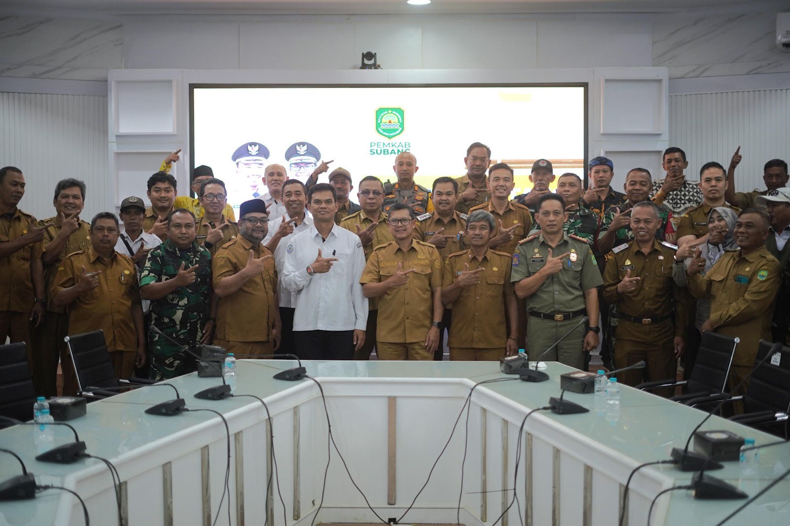 WAKIL BUPATI SUBANG HADIRI RAPAT KOORDINASI REVITALISASI TAMBAK PANTURA, TEKANKAN SINERGI UNTUK KESEJAHTERAAN MASYARAKAT