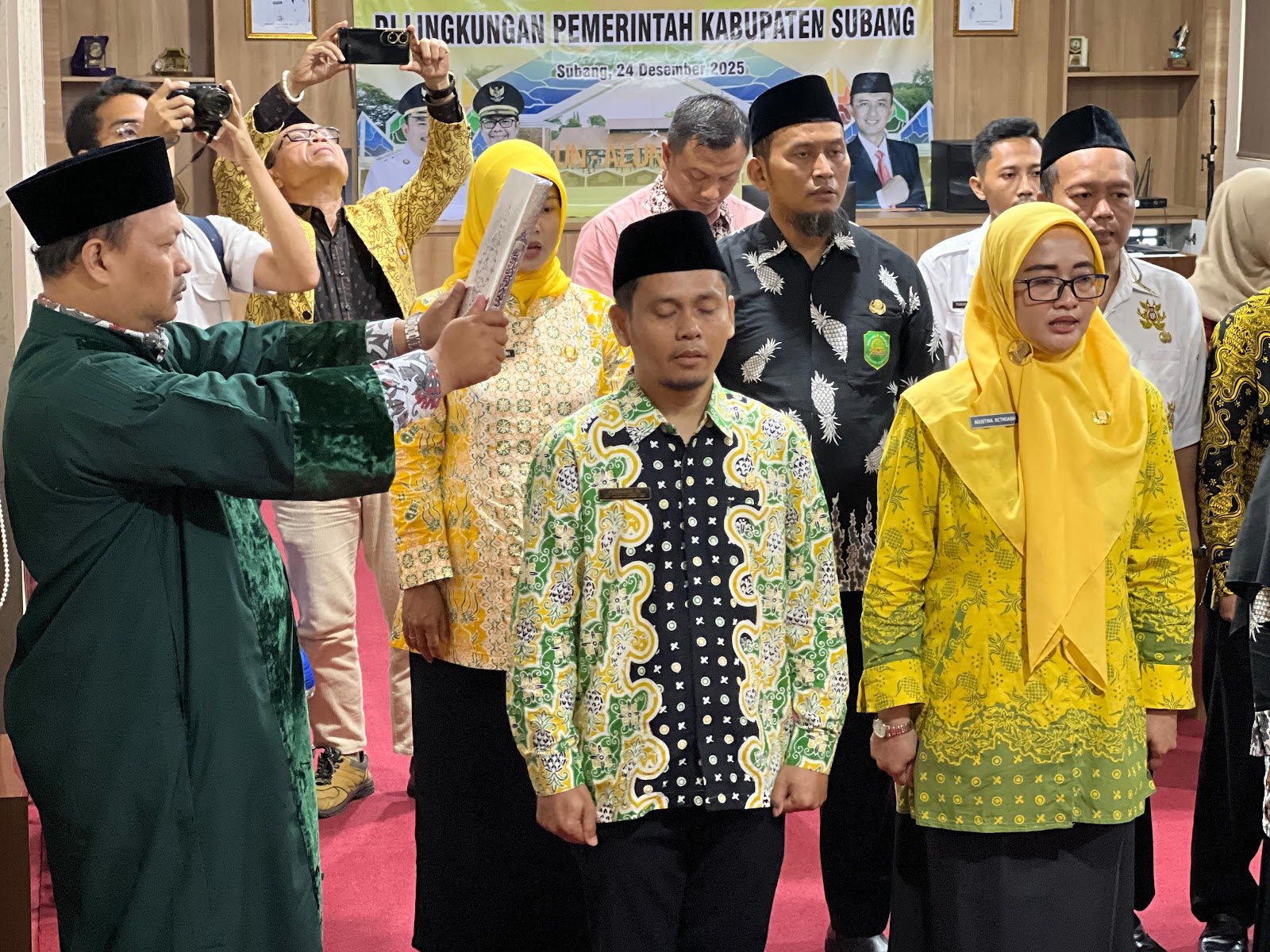 WAKIL BUPATI SUBANG LANTIK 11 PENGAWAS SEKOLAH, TEGASKAN KOMITMEN TATA KELOLA PENDIDIKAN YANG BERSIH, BERINTEGRITAS, DAN PROFESIONAL
