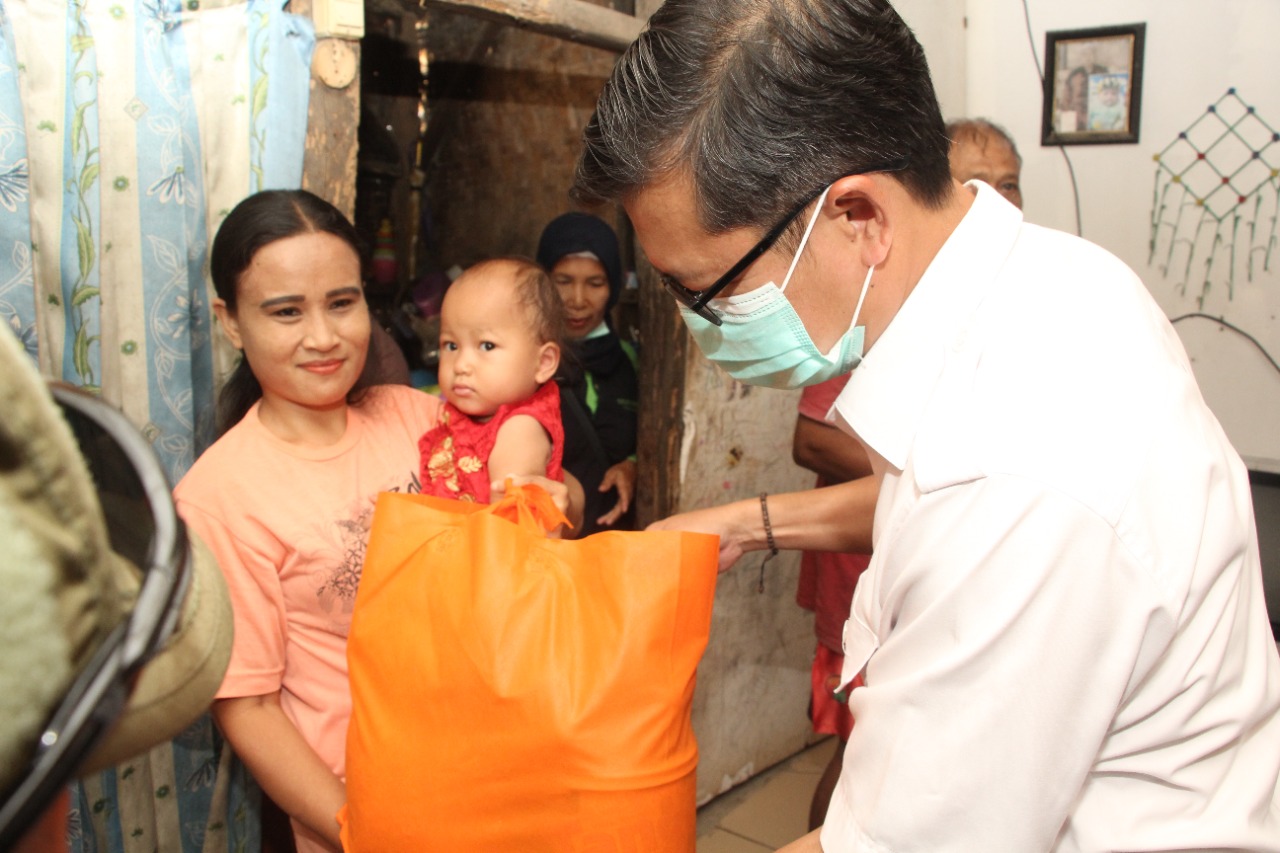 Wakil Bupati Subang salurkan Bantuan BAAS