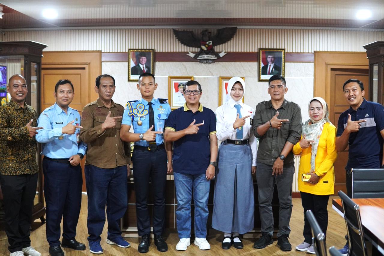 WAKIL BUPATI SUBANG TERIMA CALON PASKIBRAKA TINGKAT PROVINSI JAWA BARAT ASAL SUBANG: JAGA NAMA BAIK SUBANG DAN SIAPKAN DIRI JADI PEMBAWA BENDERA!