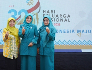 WAKIL KETUA TP PKK SUBANG HADIRI HARGANAS KE-32 JABAR 2025, PERKUAT PERAN KELUARGA WUJUDKAN JABAR ISTIMEWA
