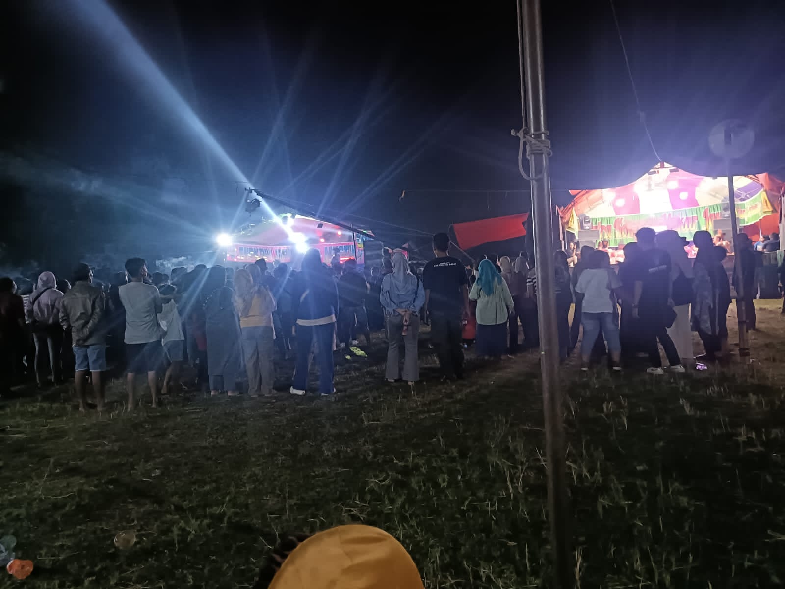 Warga Masyarakat Desa Jabong Kecamatan Pagaden antusias sambut Pergantian Tahun Baru 2025